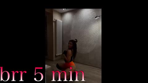 Michelle online show from February 9, 2025, 9:39 pm