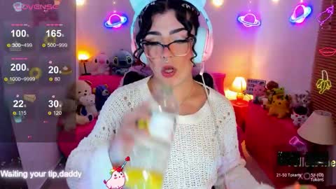   online show from November 20, 2025, 3:50 am