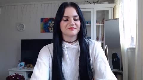 Jenny online show from March 18, 2026, 11:13 am