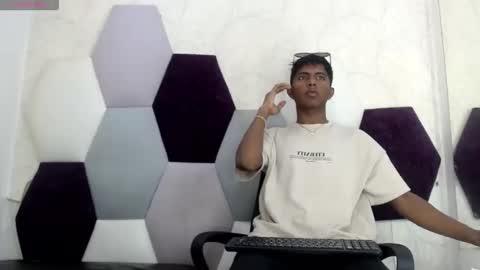 Snapshot of mick_storm chatting on February 14, 2026, 7:21 pm Mick storm online show from February 14, 2026, 7:21 pm