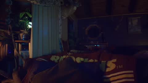 Hey Mickey online show from December 19, 2024, 2:01 am