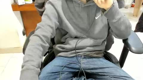 microfama00 online show from March 18, 2026, 1:20 am