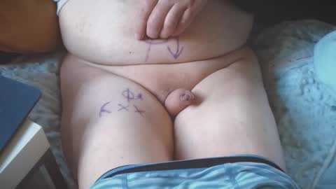 tinypenis online show from April 13, 2026, 3:50 pm