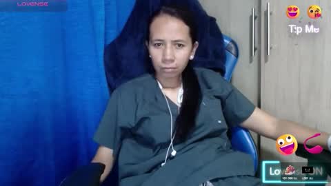 vanesa sexy online show from January 18, 2026, 1:53 am