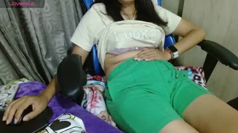 vanesa sexy online show from June 19, 2026, 1:10 am