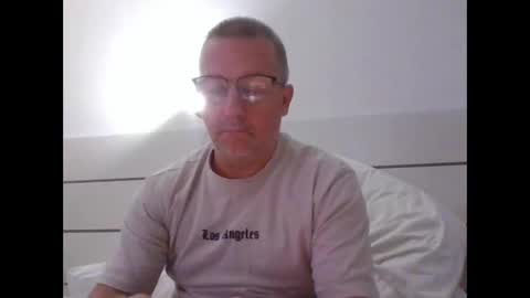 Snapshot of middleton2021 chatting on April 30, 2026, 9:19 pm middleton2021 online show from April 30, 2026, 9:19 pm
