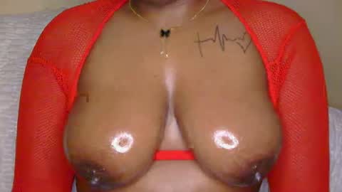 Snapshot of midnight_goddess chatting on November 16, 2025, 12:38 am Kelly online show from November 16, 2025, 12:38 am