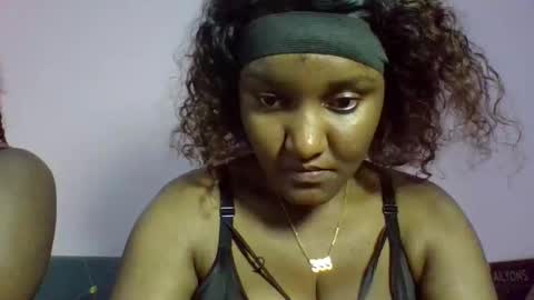 Snapshot of midnight_sexy chatting on May 17, 2026, 5:09 pm midnight_sexy online show from May 17, 2026, 5:09 pm