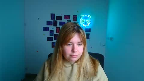 Mariana online show from April 17, 2026, 5:32 am