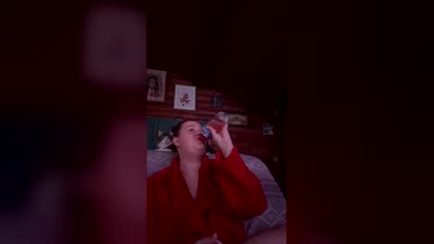 Snapshot of midnightsun0927 chatting on March 26, 2026, 5:02 am MidnightSun online show from March 26, 2026, 5:02 am