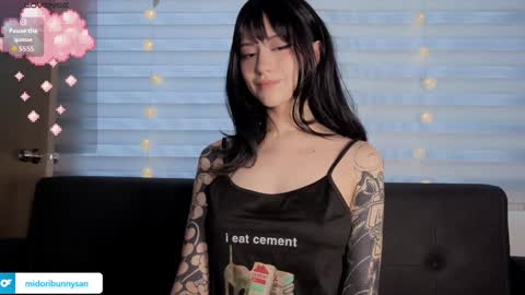 midori__san online show from December 18, 2025, 7:53 pm