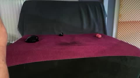 mies35 online show from March 1, 2025, 11:04 pm