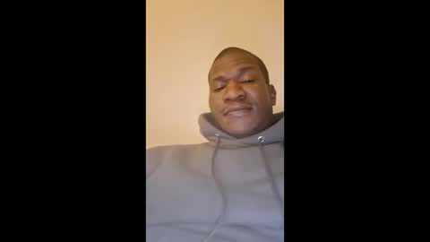 Snapshot of mightymandingo chatting on February 4, 2026, 8:42 am Mightymandingo online show from February 4, 2026, 8:42 am