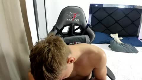 Miguel Hernandez online show from April 28, 2026, 12:53 am