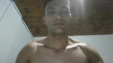 miguelo36 online show from June 16, 2026, 4:04 am