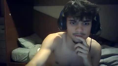 migueltomas34 online show from June 10, 2026, 10:52 pm