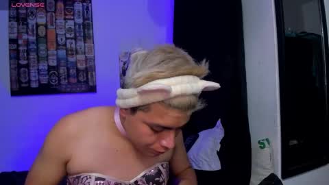 MihaAdamss online show from January 7, 2026, 6:32 pm