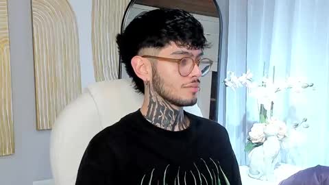 MIHAIL LEROY finally independent model online show from March 7, 2025, 10:54 pm