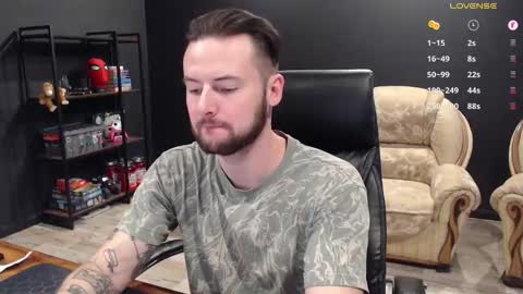 Misha Winchester online show from December 19, 2025, 8:21 am