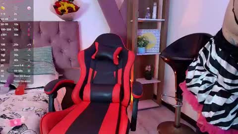 Snapshot of miia_paris chatting on February 14, 2026, 5:59 am Miia Paris online show from February 14, 2026, 5:59 am