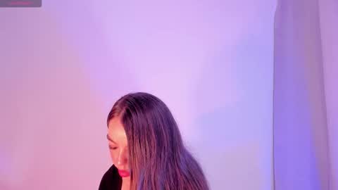 Snapshot of miia_rose12 chatting on December 21, 2025, 7:15 am miia_rose12 online show from December 21, 2025, 7:15 am