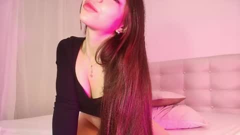 miia_rose12 online show from May 30, 2026, 12:35 pm