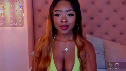 Miia Schwarz  online show from September 24, 2025, 1:03 pm