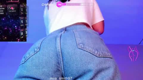 mia online show from January 3, 2025, 1:38 am