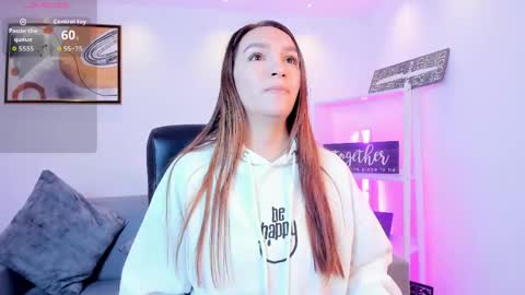 Miia 3 online show from April 28, 2026, 11:48 am