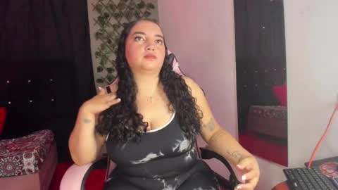 Snapshot of miia_wilsom chatting on November 4, 2025, 1:10 pm miia_wilsom online show from November 4, 2025, 1:10 pm