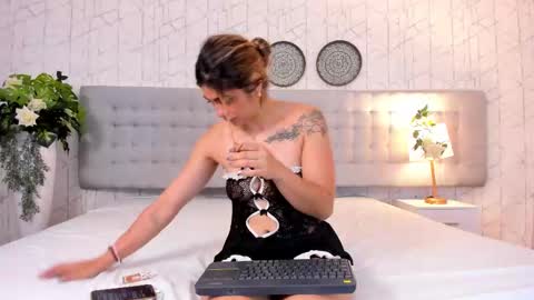 Mia Coopper online show from September 18, 2025, 9:17 pm