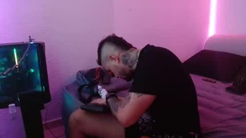 Snapshot of miialiiam0 chatting on January 11, 2025, 1:27 am Mia and Liam online show from January 11, 2025, 1:27 am