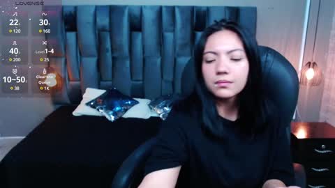 Snapshot of miichael_black chatting on January 5, 2025, 3:11 am Michael Black online show from January 5, 2025, 3:11 am