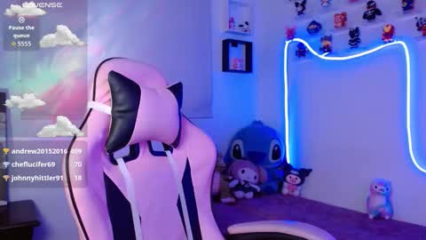 Snapshot of miila_a chatting on October 1, 2025, 2:28 am Mila  online show from October 1, 2025, 2:28 am