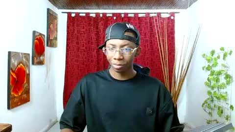 Snapshot of miilo18 chatting on April 28, 2026, 9:03 am milo online show from April 28, 2026, 9:03 am