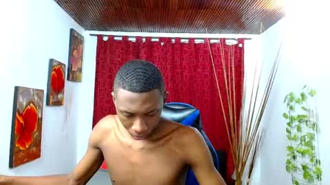 Snapshot of miilo18 chatting on May 17, 2026, 5:42 pm milo online show from May 17, 2026, 5:42 pm