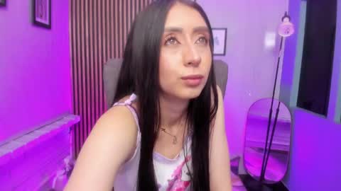 miilu  online show from June 5, 2026, 3:57 am