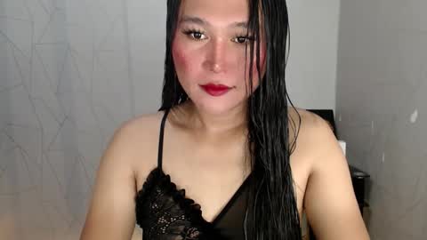 Hi im Avah online show from April 7, 2026, 2:12 am