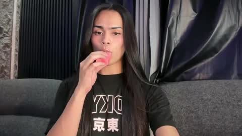mika_pedersen online show from June 26, 2026, 5:17 pm