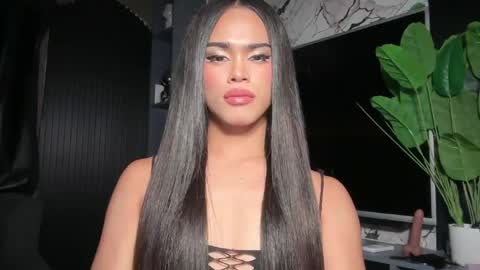 mika_pedersen online show from August 4, 2026, 8:33 pm