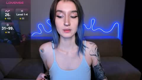 Mika online show from December 5, 2025, 2:47 pm