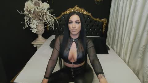Mikaela online show from February 7, 2025, 7:40 am