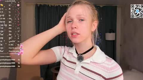 Angel girl online show from May 18, 2026, 9:20 pm
