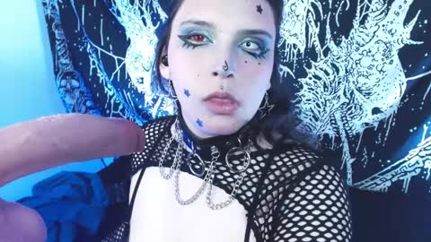 Mika online show from April 10, 2026, 5:12 am