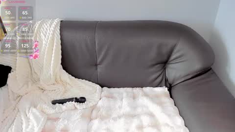 Snapshot of mikasssu chatting on December 15, 2025, 8:40 am mikasssu online show from December 15, 2025, 8:40 am