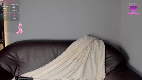 Snapshot of mikasssu chatting on January 14, 2026, 10:54 am mikasssu online show from January 14, 2026, 10:54 am