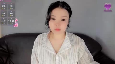 Snapshot of mikasssu chatting on January 16, 2026, 8:51 am mikasssu online show from January 16, 2026, 8:51 am