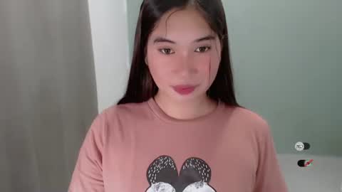 Kyla online show from October 6, 2025, 1:03 am