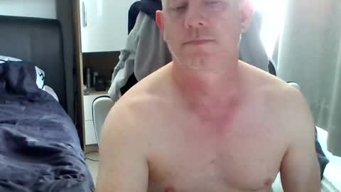 mike454084 online show from July 7, 2026, 6:01 pm