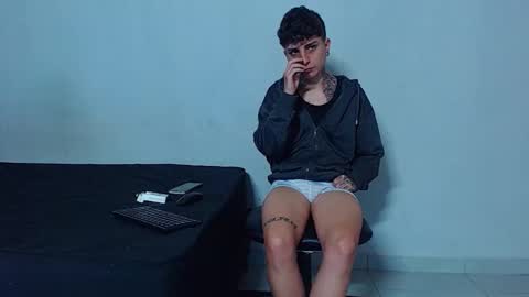 Mike IMDEPENDIENT MODEL online show from January 9, 2026, 3:26 pm